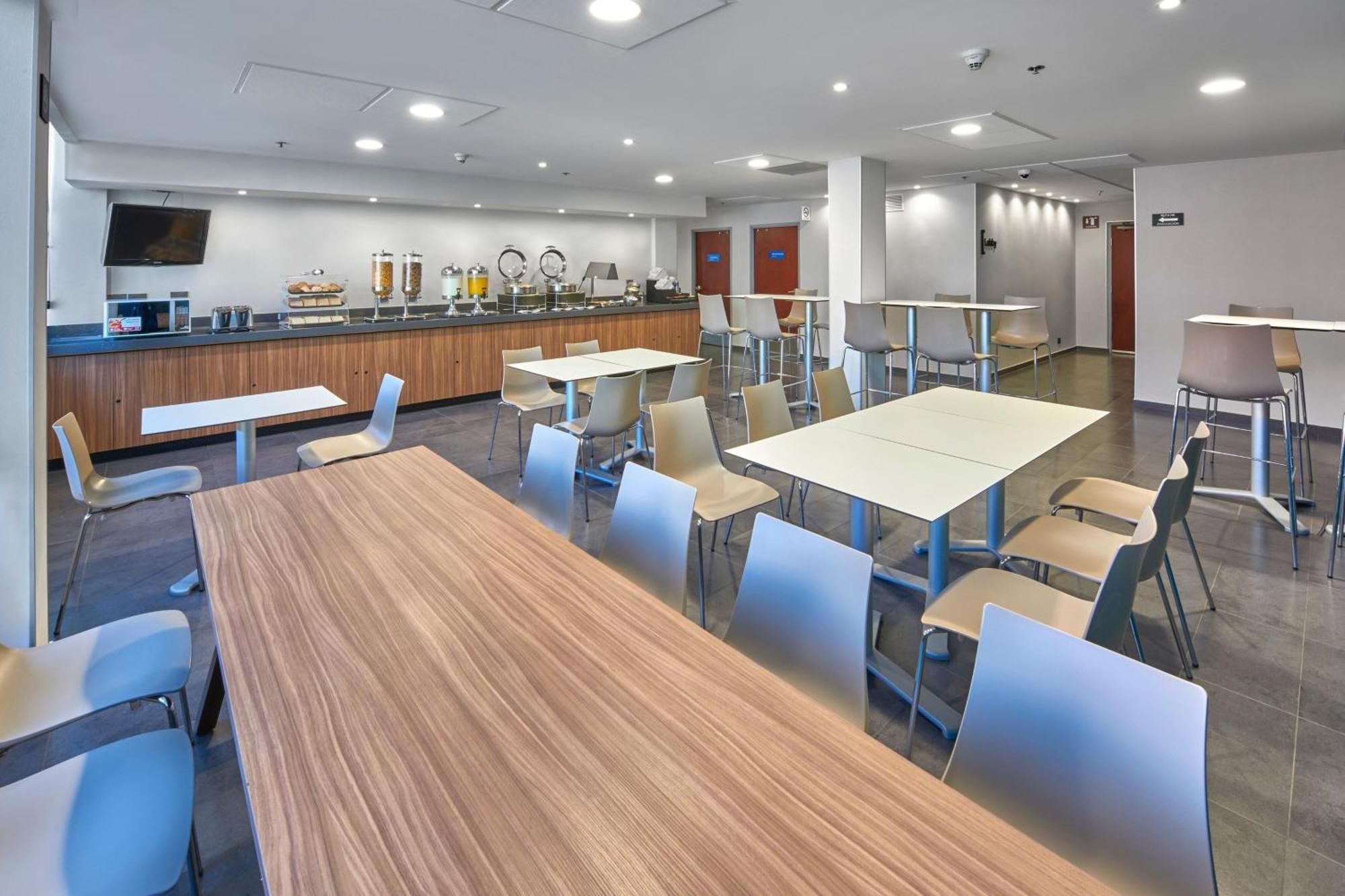 City Express By Marriott Ciudad De Mexico Tlalnepantla Tlalnepantla de Baz Ngoại thất bức ảnh