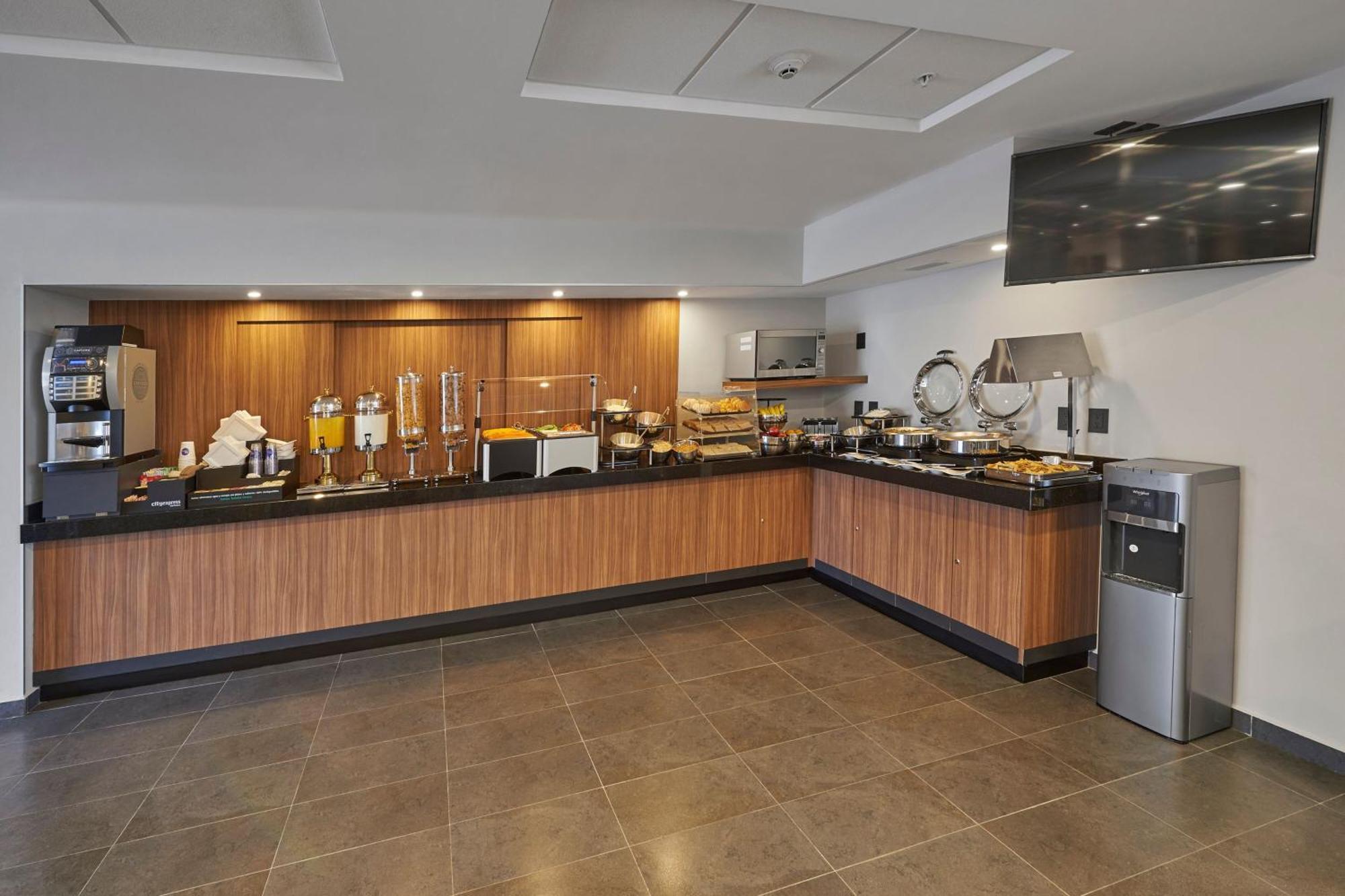 City Express By Marriott Ciudad De Mexico Tlalnepantla Tlalnepantla de Baz Ngoại thất bức ảnh
