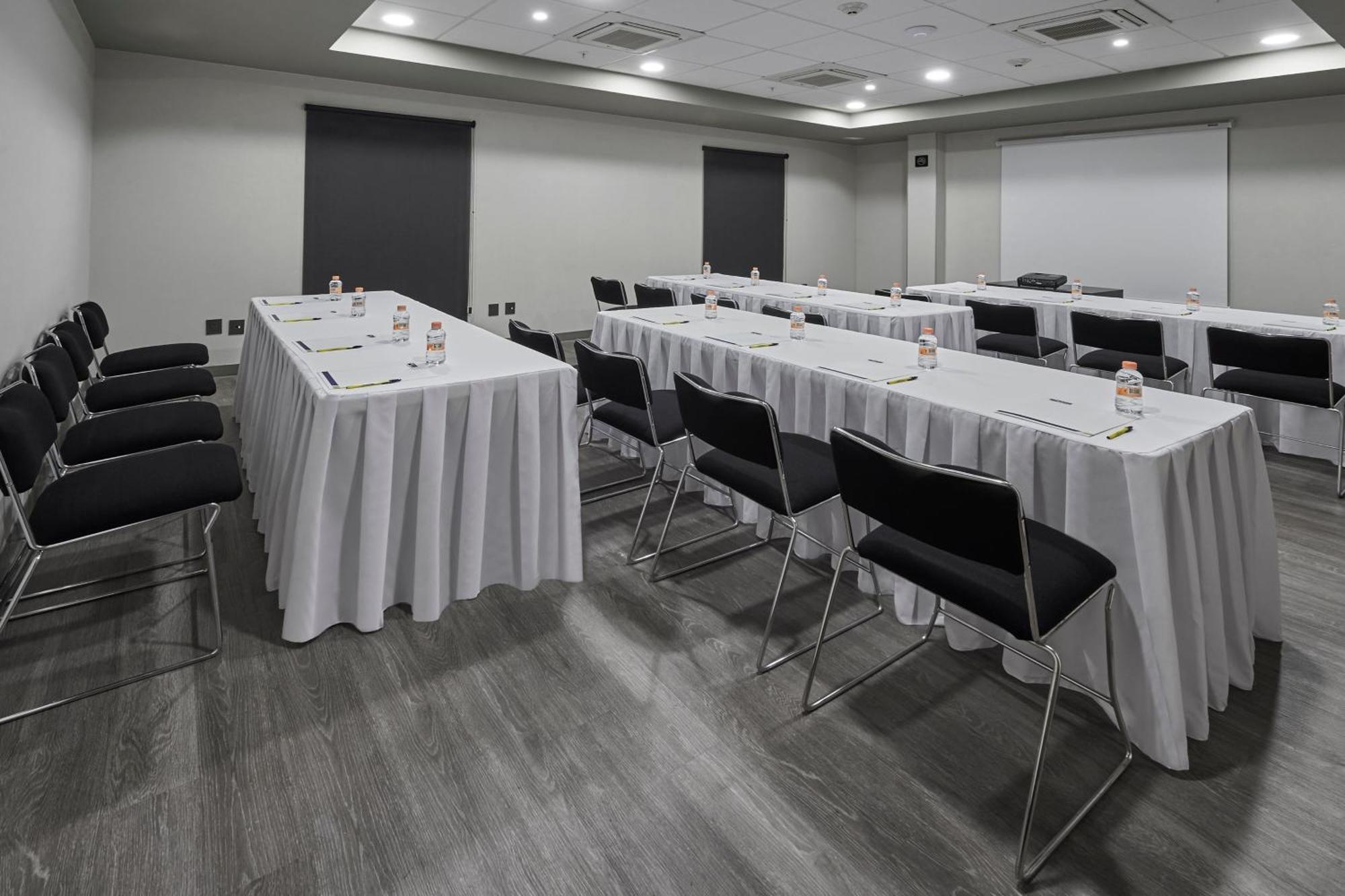 City Express By Marriott Ciudad De Mexico Tlalnepantla Tlalnepantla de Baz Ngoại thất bức ảnh